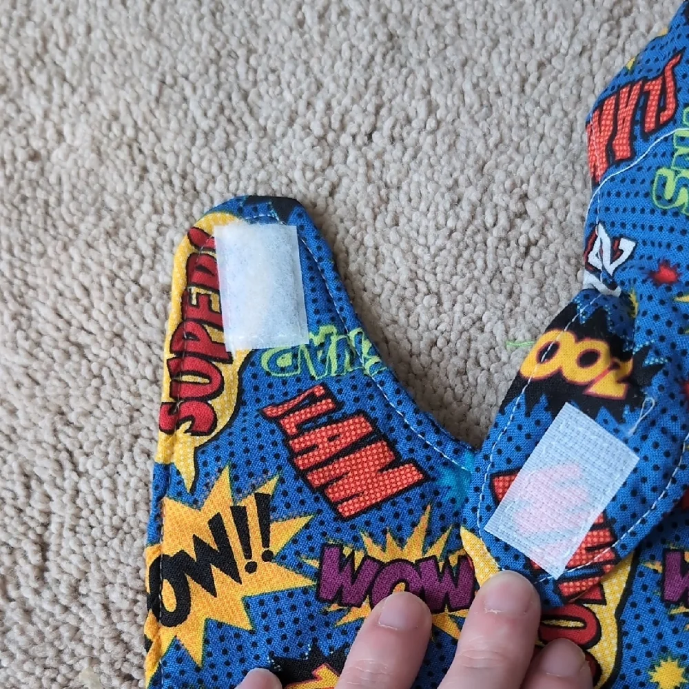 Colorful Comic Print Kids Bib Nwot